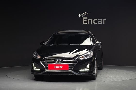 Hyundai Sonata 2.0 Premium Special — пробег 180 400 км — фото 3 из 5