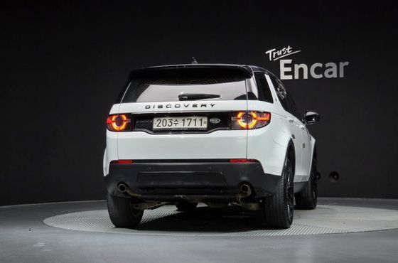 Land Rover Discovery Sport 2.0 TD4 SE (150PS) — пробег 128 441 км — фото 4 из 5