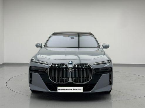 BMW 7-Series 750e xDrive M Sport — пробег 14 300 км — фото 2 из 5