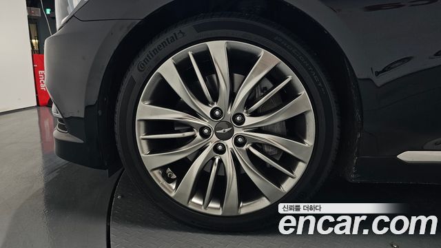 Hyundai Genesis из Кореи Encar