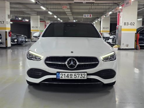Mercedes-Benz C-Class C300 4MATIC Avantgarde — пробег 27 000 км — фото 2 из 5