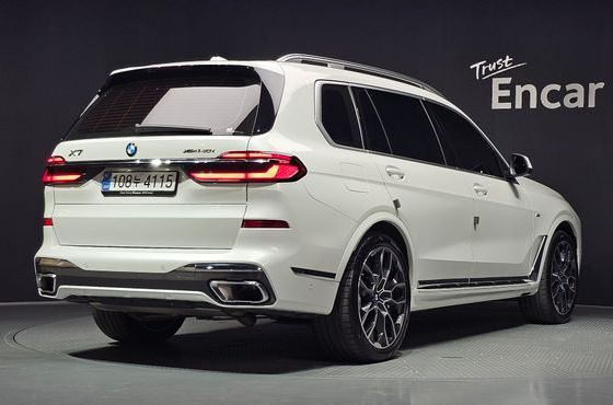 BMW X7 xDrive 40i M Sport 6STR — пробег 30 216 км — фото 2 из 5