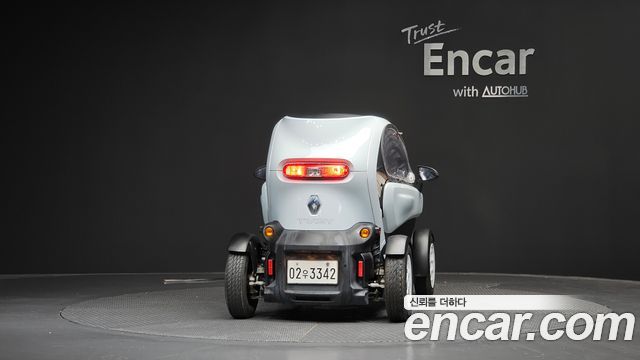 Renault (Samsung) Twizy Life(2-Seater) — пробег 2 513 км — фото 4 из 5