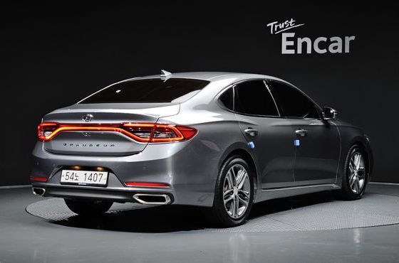 Hyundai Grandeur 2.4 Premium Special — пробег 123 496 км — фото 2 из 5