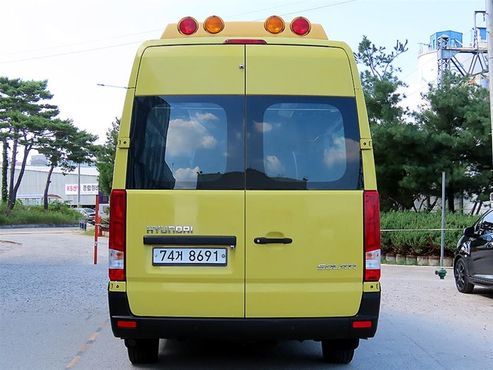 Hyundai Solati School bus 15-Seater — пробег 125 998 км — фото 4 из 5