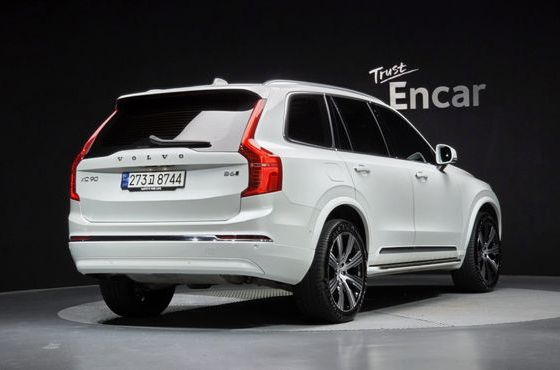 Volvo XC90 B6 Ultimate Bright — пробег 21 671 км — фото 2 из 5