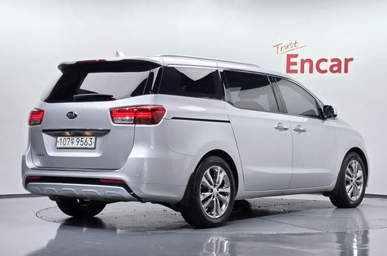 Kia Carnival 9-seater Prestige — пробег 59 478 км — фото 2 из 5
