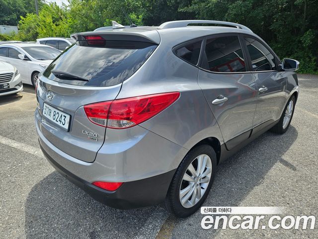 Hyundai Tucson Diesel 2WD LX20 Luxury — пробег 158 513 км — фото 2 из 5