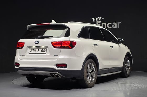 Kia Sorento Diesel 2.2 2WD Master Special — пробег 61 593 км — фото 2 из 5
