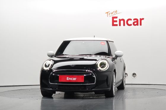 Mini Cooper Classic Third Generation — пробег 20 850 км — фото 3 из 5