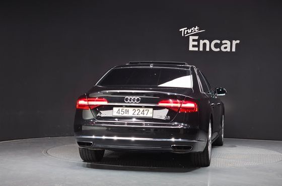 Audi A8 50 TDI Quattro Design LWB D4 — пробег 279 574 км — фото 4 из 5
