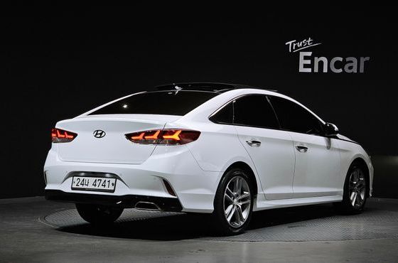 Hyundai Sonata 1.7 Diesel Premium — пробег 124 362 км — фото 2 из 5