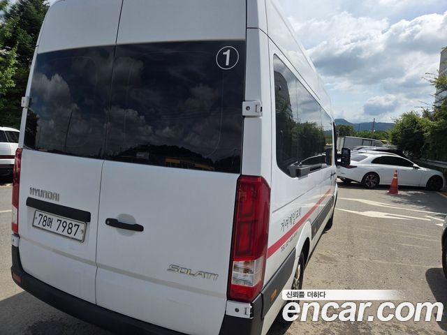 Hyundai Solati 15-seater deluxe — пробег 108 000 км — фото 4 из 5