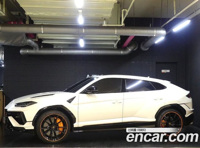 Lamborghini Urus 4.0 V8 S — пробег 12 900 км — фото 3 из 5