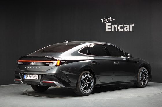 Hyundai Sonata 2.0 Inspiration — пробег 1 813 км — фото 2 из 5