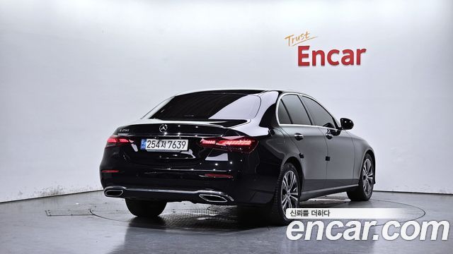 Mercedes-Benz E-Class из Кореи Encar