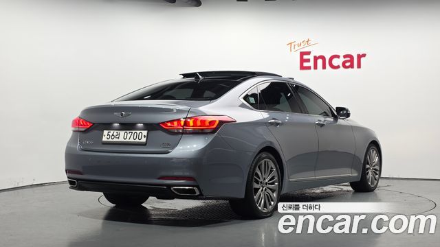Hyundai Genesis из Кореи Encar