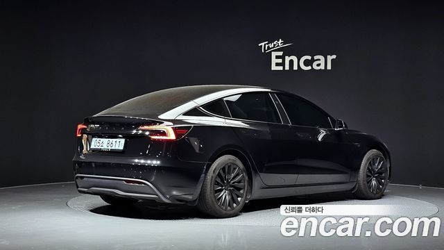 Tesla Model 3 RWD — пробег 21 996 км — фото 2 из 5