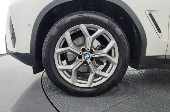 BMW X3 xDrive 20i — пробег 93 546 км — фото 5 из 5