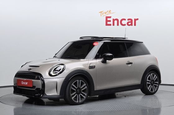 Mini Cooper Classic Third Generation — пробег 17 659 км — фото 1 из 5