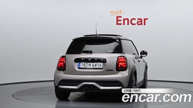 Mini Cooper из Кореи Encar