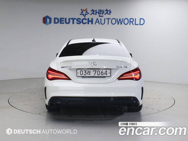 Mercedes-Benz CLA-Class CLA45 AMG 4MATIC — пробег 32 215 км — фото 4 из 5