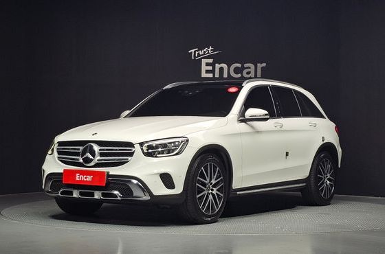 Mercedes-Benz GLC-Class GLC300 4MATIC — пробег 122 845 км — фото 1 из 5