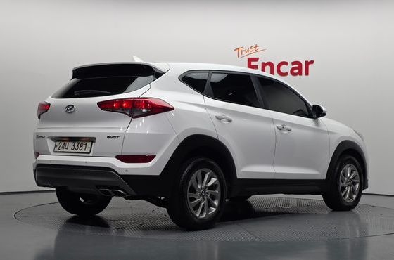Hyundai Tucson Diesel 2.0 2WD Style — пробег 331 374 км — фото 2 из 5