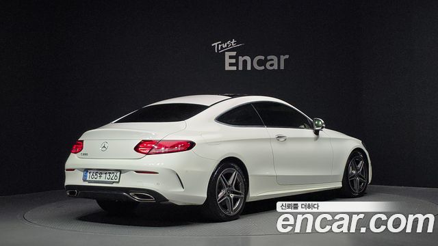 Mercedes-Benz C-Class из Кореи Encar
