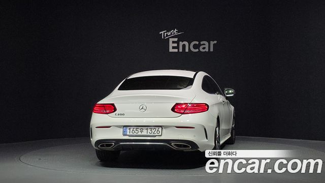 Mercedes-Benz C-Class из Кореи Encar