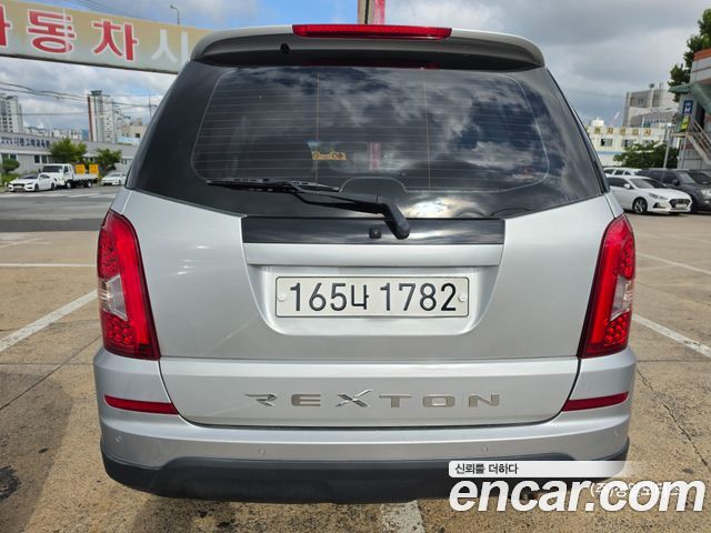 Ssangyong Rexton 2.0 4WD RX5 Deluxe — пробег 79 808 км — фото 4 из 5