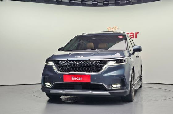 Kia Carnival Gasoline 7-Seater Signature — пробег 71 425 км — фото 3 из 5