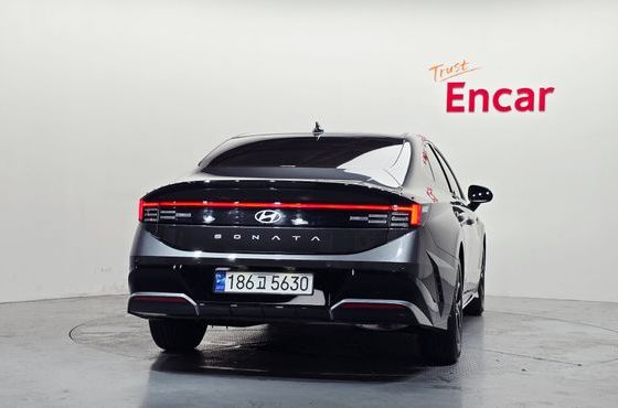 Hyundai Sonata 2.0 Exclusive — пробег 9 078 км — фото 4 из 5