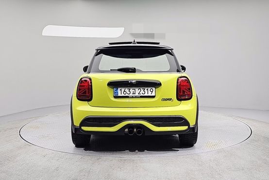 Mini Cooper Classic Third Generation — пробег 27 068 км — фото 4 из 5