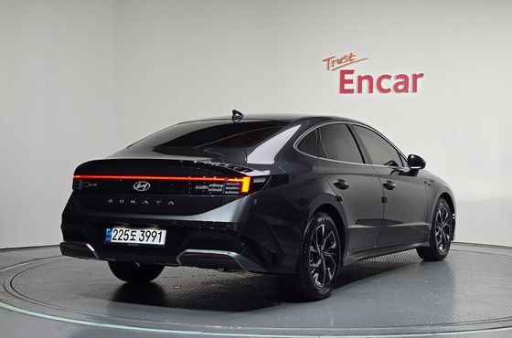 Hyundai Sonata 2.0 Exclusive — пробег 6 773 км — фото 2 из 5