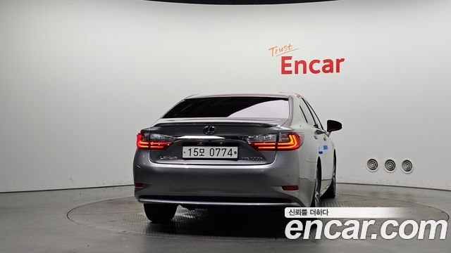 Lexus ES из Кореи Encar