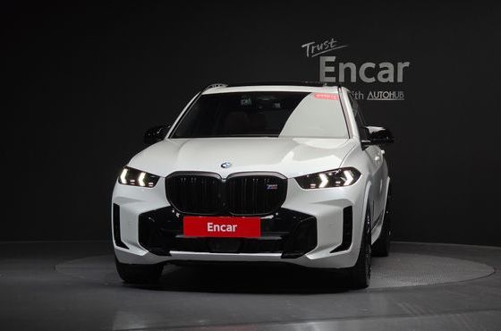 BMW X5 M60i — пробег 4 152 км — фото 3 из 5