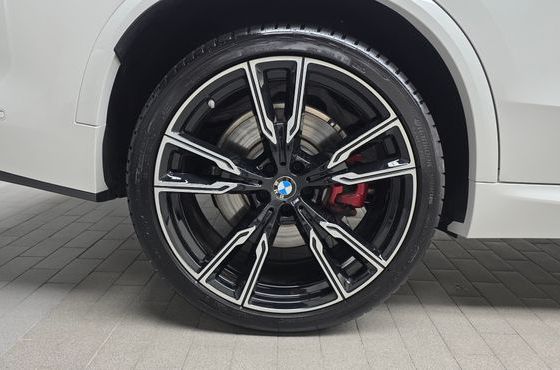 BMW X5 M60i — пробег 4 152 км — фото 5 из 5