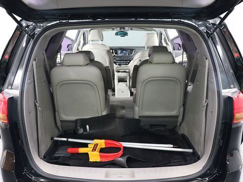 Kia Carnival 9-seater Prestige — пробег 175 665 км — фото 5 из 5