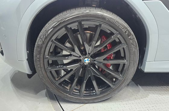 BMW X6 xDrive40d M Sport Online Exclusive — пробег 5 102 км — фото 5 из 5