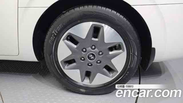 Hyundai Staria из Кореи Encar