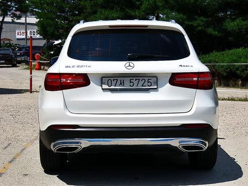 Mercedes-Benz GLC-Class GLC220 d 4MATIC — пробег 28 571 км — фото 4 из 5