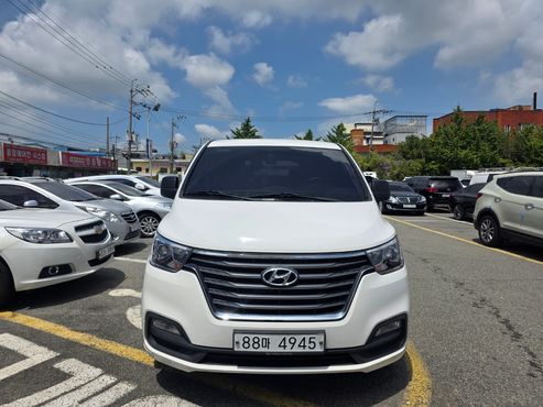 Hyundai Starex Van 5-Seater Modern — пробег 108 613 км — фото 3 из 5