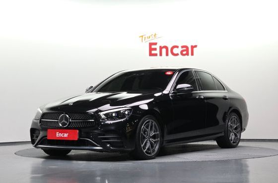 Mercedes-Benz E-Class E220d 4MATIC AMG Line — пробег 75 870 км — фото 1 из 5