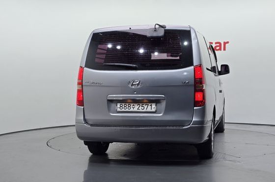 Hyundai Starex 5-Seater VAN CVX Luxury — пробег 103 497 км — фото 4 из 5