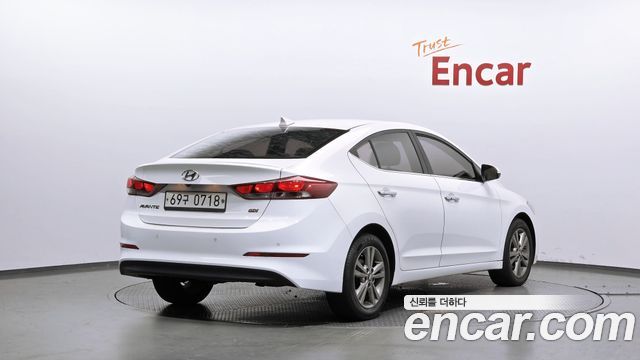 Hyundai AVANTE из Кореи Encar