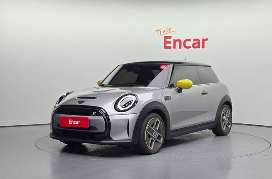 Mini Cooper SE Electric 3rd — пробег 20 355 км — фото 1 из 5