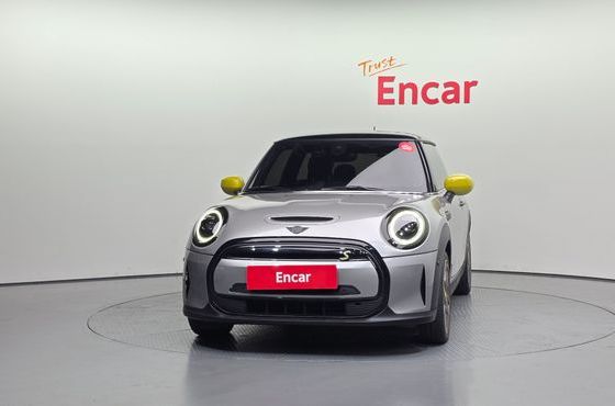 Mini Cooper SE Electric 3rd — пробег 20 355 км — фото 3 из 5