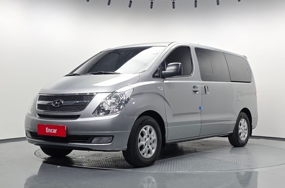 Hyundai Starex 12-Seater Wagon CVX Luxury — пробег 262 130 км — фото 1 из 5