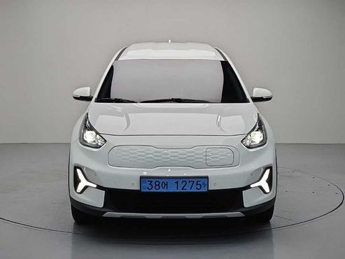 Kia Niro Air — пробег 127 326 км — фото 2 из 5